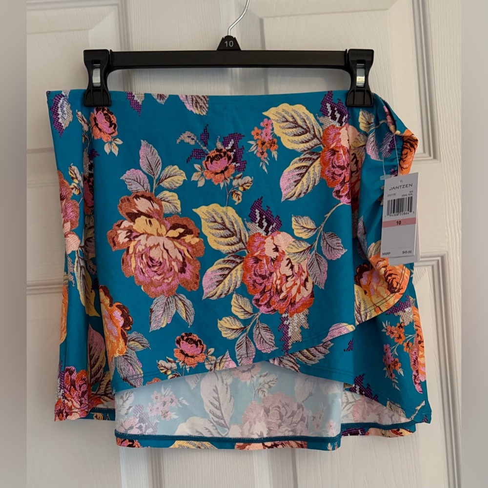 NWT JANTZEN SARONG!